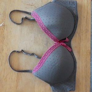 NWOT Size 36D Gray & Hot Pink Underwire Bra L102